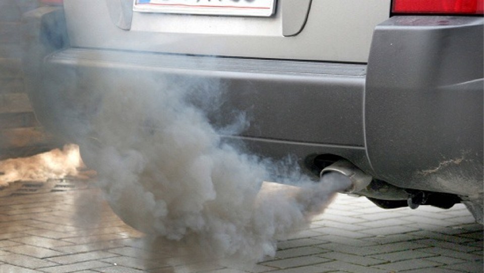 В чем причины дымящегося дизельного двигателя